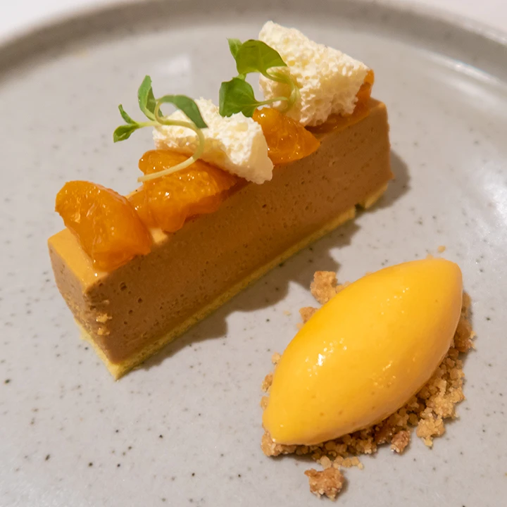 Caramelised white chocolate and apricot