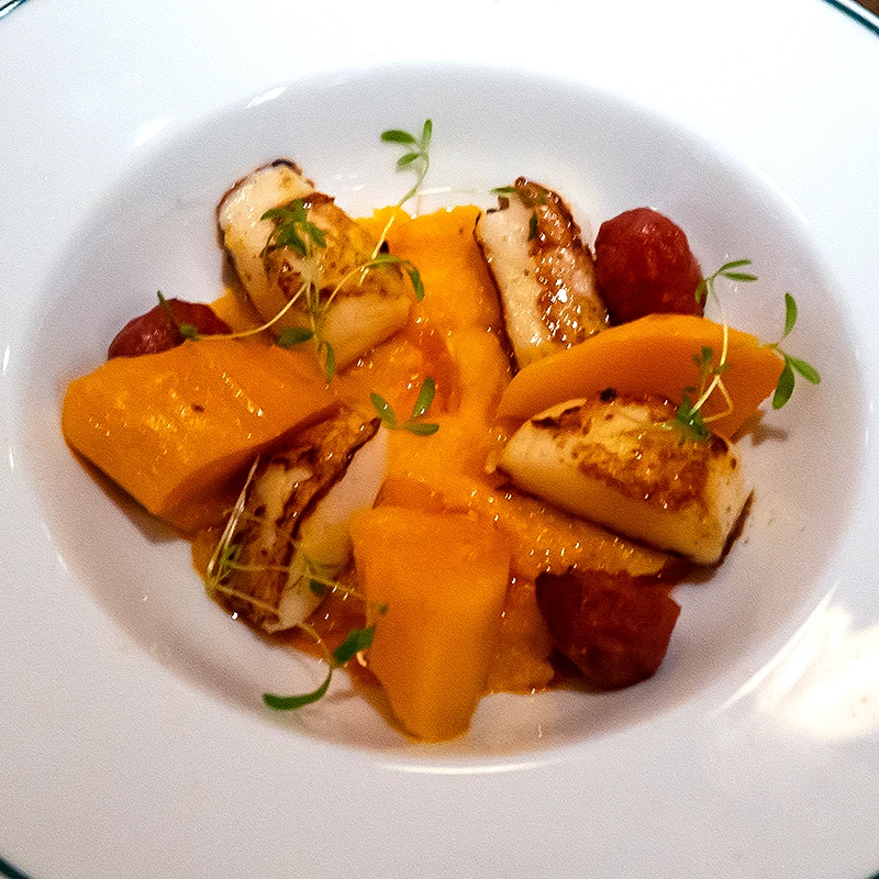 Scallops with ras-el-hanout roasted squash