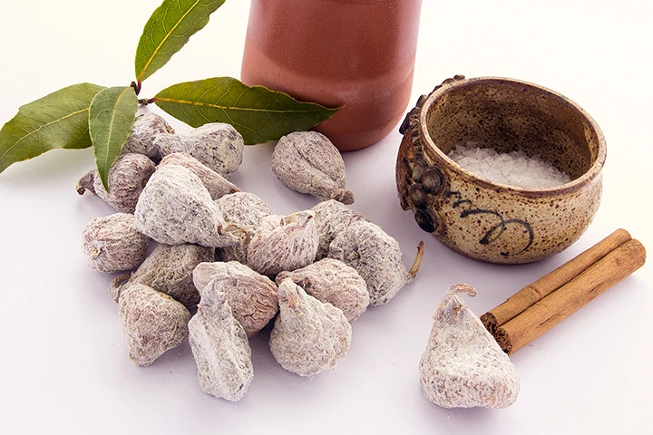 Wild dried figs